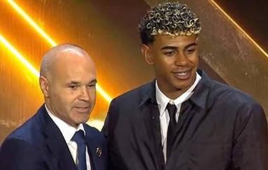 TA：皇马球星团队深度介入更衣室，阿隆索管理面临额外挑战