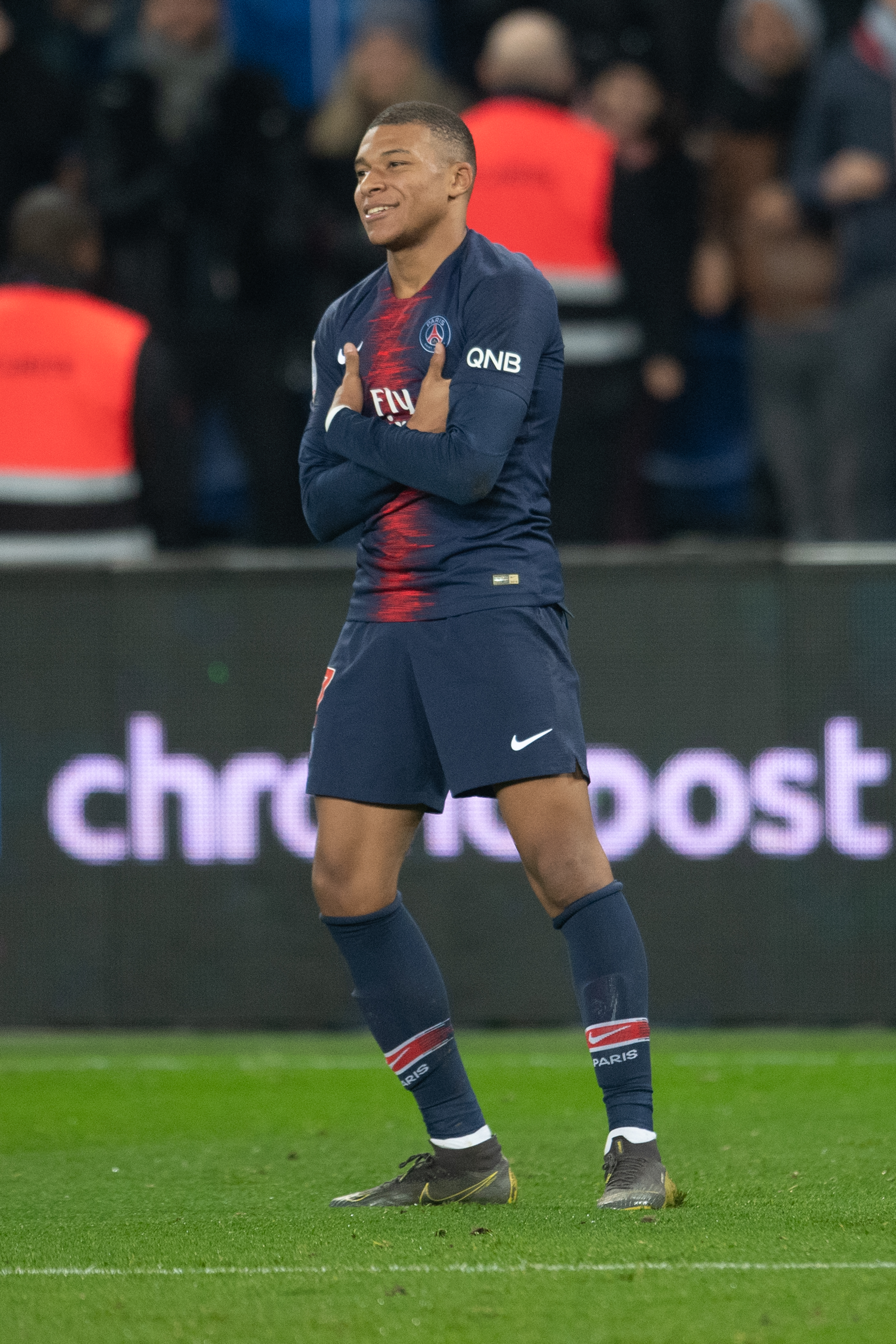 罗马诺：切尔西还没有与曼联谈加纳乔转会，预计8月进行