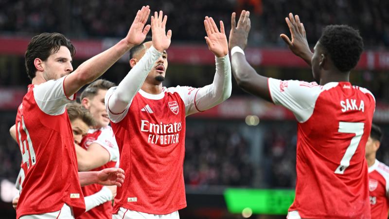 记者：韩鹏仍是泰山主帅，但俱乐部需要找个名义上的“主帅”