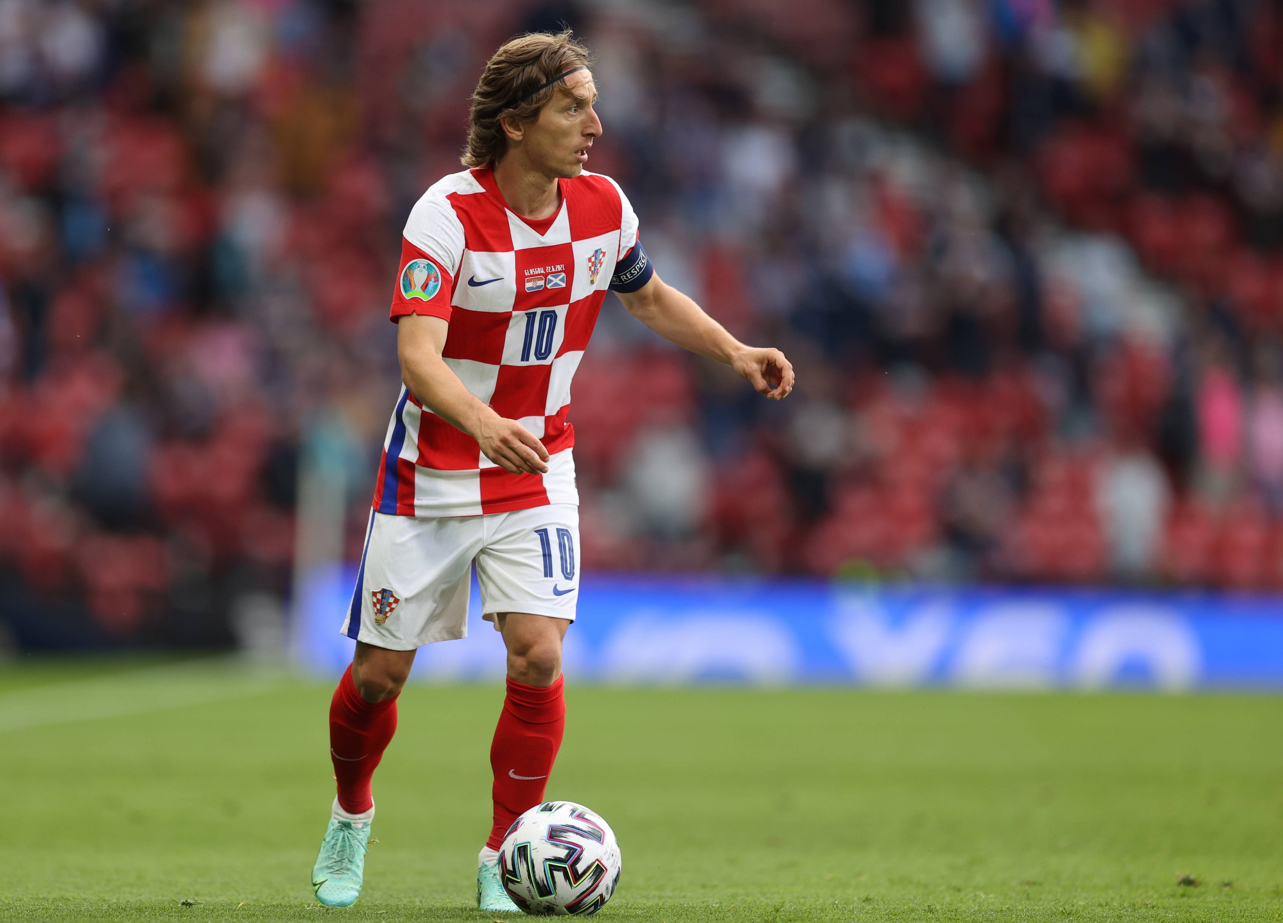 尼克斯vs魔术前瞻：唐斯出战成疑，尼克斯主场力争复仇