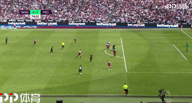 苏牙谈最喜欢的五球：踢诺维奇凌空斩，对马略卡脚后跟得分