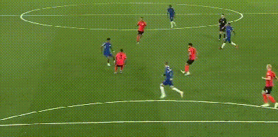 德拉富恩特：我们和皇马队医保持联系，赫伊森暂时不离队